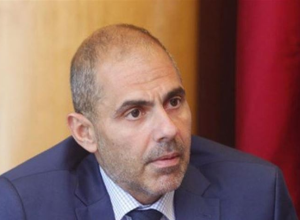  تخلية سبيل رولان الخوري مع 3 آخرين في ملف كازينو لبنان بكفالة 20 مليار ليرة عن كل منهم